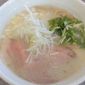 鶏白湯ラーメン朝陽
