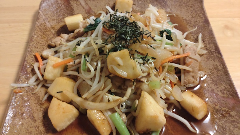 焦がし醤油香る！長いもと国産豚肉の甘辛炒め